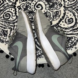 Nike Roshe Running Shoes